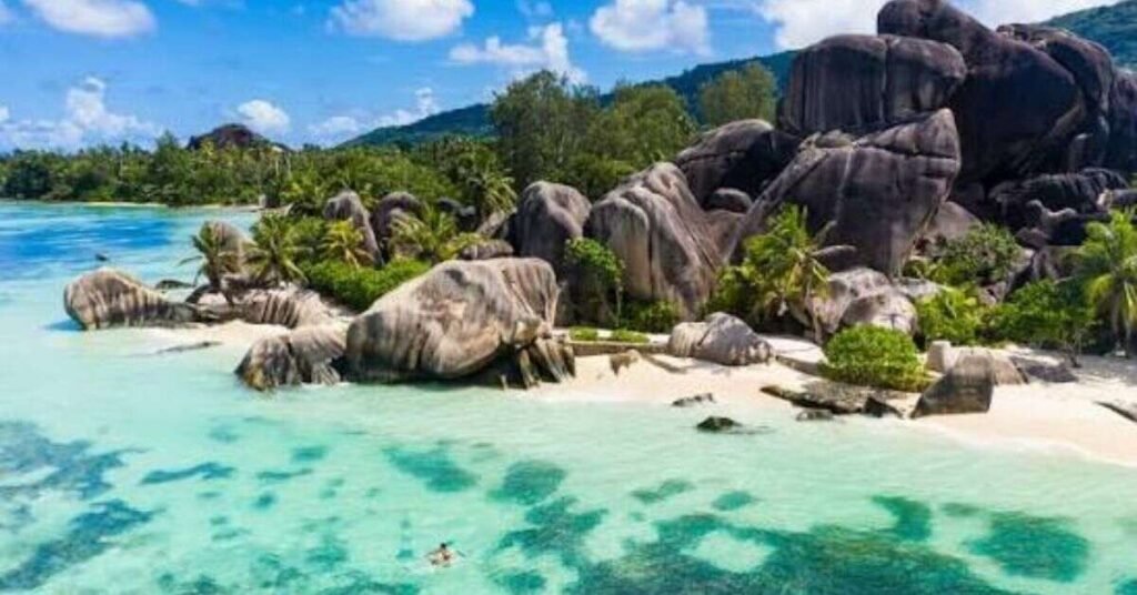 Seychelles: Beautiful Beaches and Hidden Island Gems